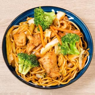 Chicken Lo Mein 鸡肉炒面/炒米面