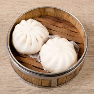 Pork and Bok Choy Bun 猪肉白菜包