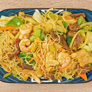Sin Chew Pan Fried Rice Noodles 星洲炒米粉