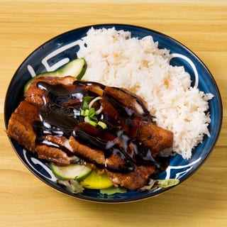 Grilled Eel Over Rice 日式鰻魚